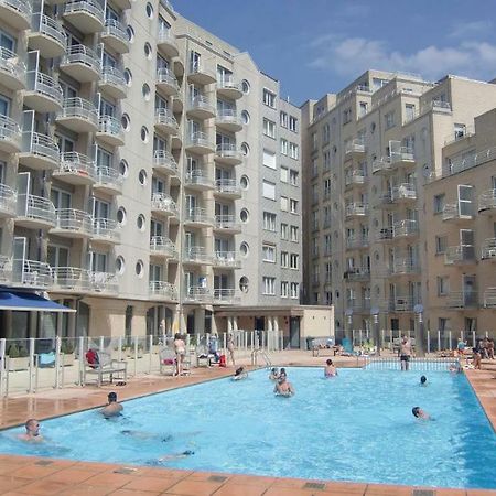 Appartement Met Zeezicht En Verwarmd Zwembad 오스텐드 외부 사진