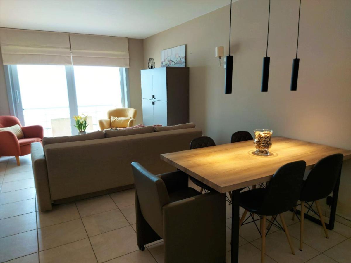 Appartement Met Zeezicht En Verwarmd Zwembad 오스텐드 외부 사진
